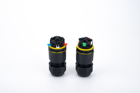 32A 250VAC IP68 방수 2중선 커넥터 6 - 12mm 디아 와이어 케이블 커넥터